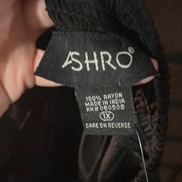 NWOT Ashro wide leg pants - Picture 7 of 8